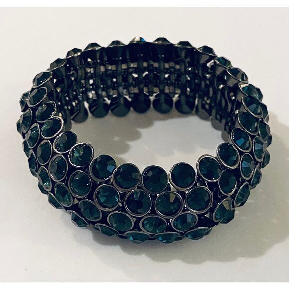 Crystal Gun Metal Stretch Bracelet - Picture 2 of 3